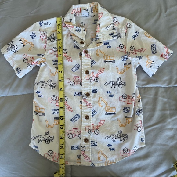 Lot of 3 Boy’s Button-Up Shirts- 1 Baby Gap, 1 Old Navy, 1 Crazy 8 in Size 4T - Picture 11 of 14